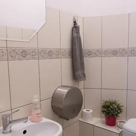 Hostal Clicktheflat Aleje Niepodleglosci Center Varsovia