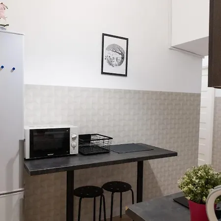 Clicktheflat Aleje Niepodleglosci Center *