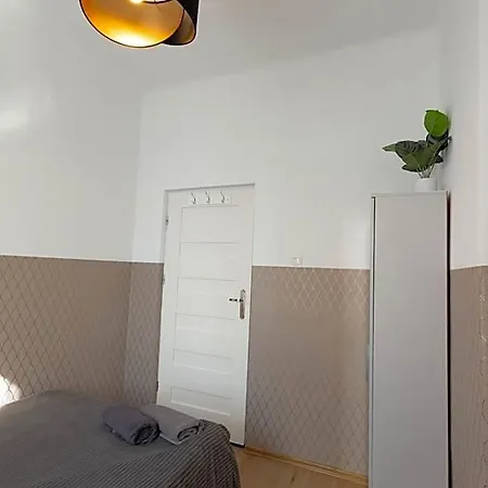 Vandrerhjem Clicktheflat Aleje Niepodleglosci Center *